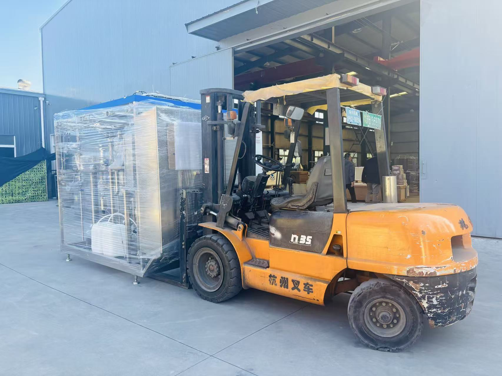 A9466092-65A5-41ED-A8E4-B6056035F3D8